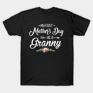 My first Mother's Day as a Granny New Mom Mothers Day 2024 T-Shirt